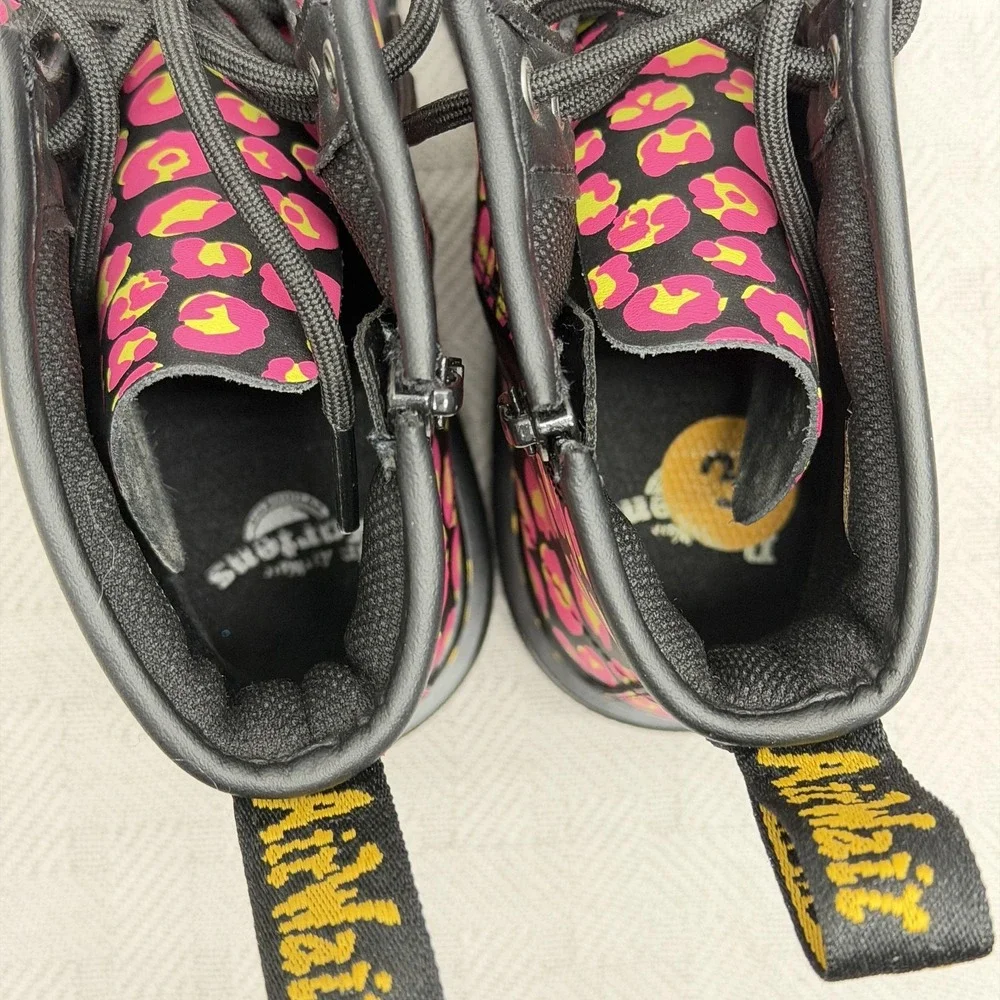 Dr. Martens 1460 J Boots Teens Size 3 Black Pink Leopard Ankle Combat 1460J‎